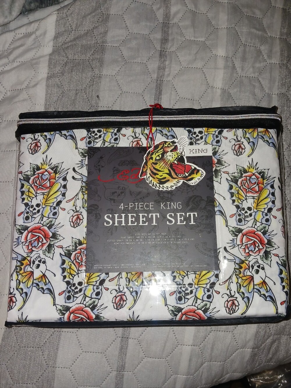 Ed Hardy King Size Sheet Set Roses Skulls Butterfly 4 Piece Set New